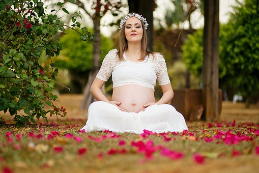 Lire la suite à propos de l’article La dimension spirituelle de la maternité dans le monde